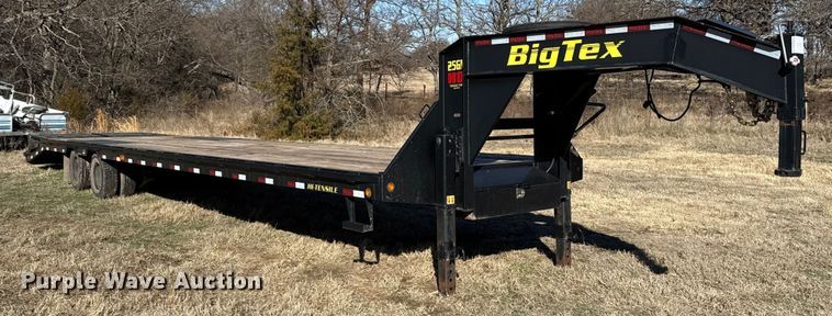image for item ES5854 2019 Big Tex 25GN-35BK+5MR equipment trailer