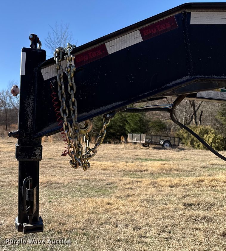 image for item ES5854 2019 Big Tex 25GN-35BK+5MR equipment trailer
