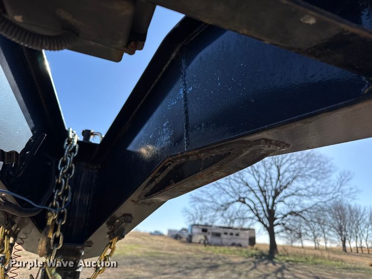 image for item ES5854 2019 Big Tex 25GN-35BK+5MR equipment trailer