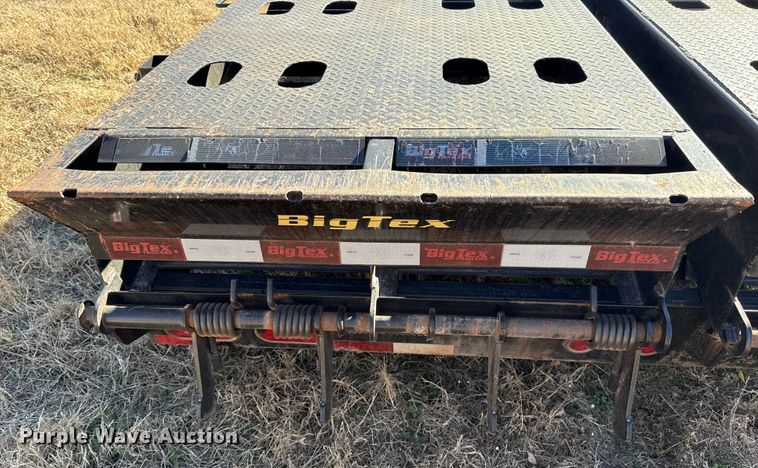 image for item ES5854 2019 Big Tex 25GN-35BK+5MR equipment trailer