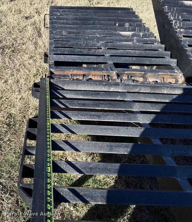 image for item ES5854 2019 Big Tex 25GN-35BK+5MR equipment trailer