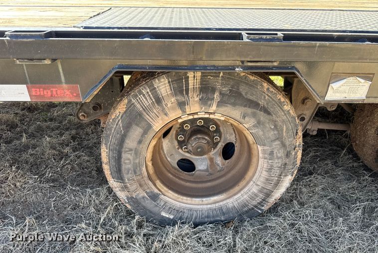 image for item ES5854 2019 Big Tex 25GN-35BK+5MR equipment trailer