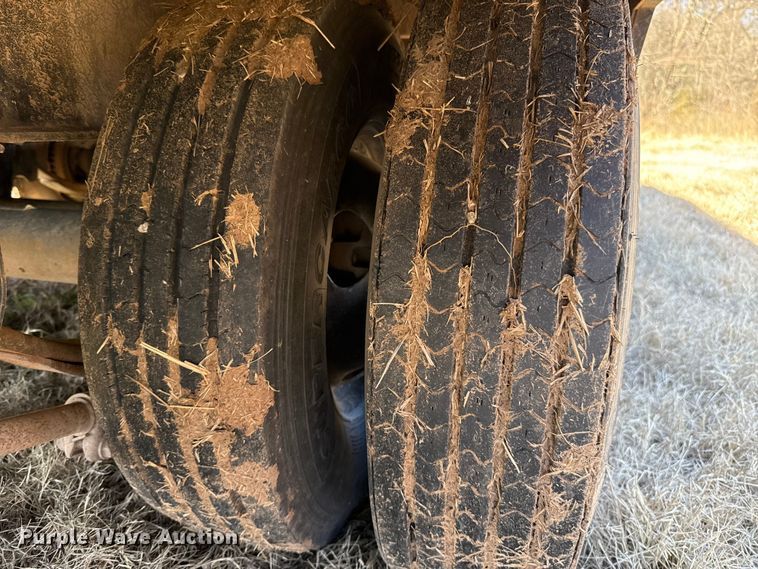 image for item ES5854 2019 Big Tex 25GN-35BK+5MR equipment trailer