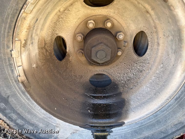 image for item ES5854 2019 Big Tex 25GN-35BK+5MR equipment trailer