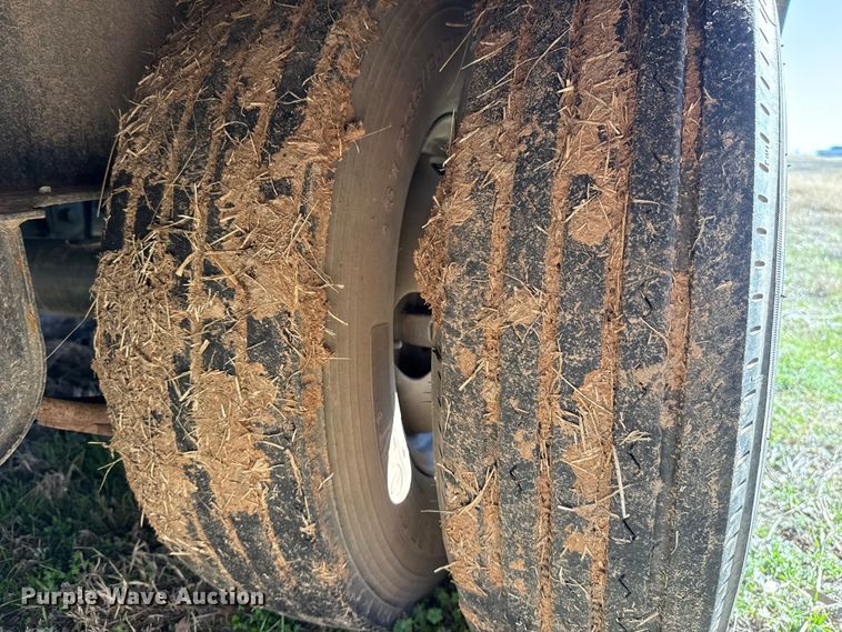 image for item ES5854 2019 Big Tex 25GN-35BK+5MR equipment trailer