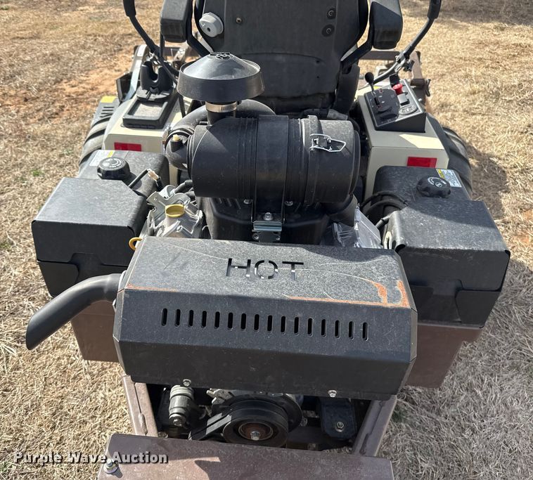 image for item ES5855 Grass Hopper 900 ZRT flail mower