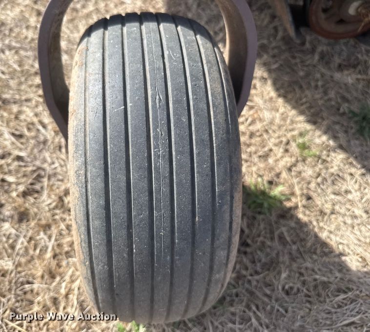 image for item ES5855 Grass Hopper 900 ZRT flail mower