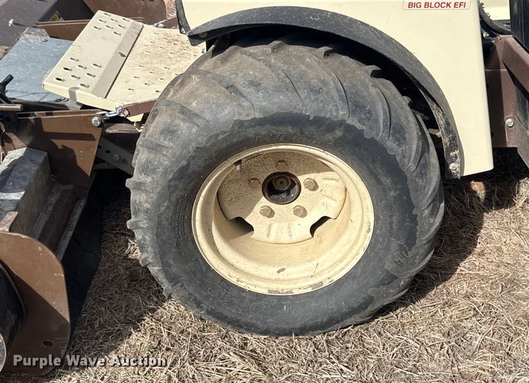 image for item ES5855 Grass Hopper 900 ZRT flail mower