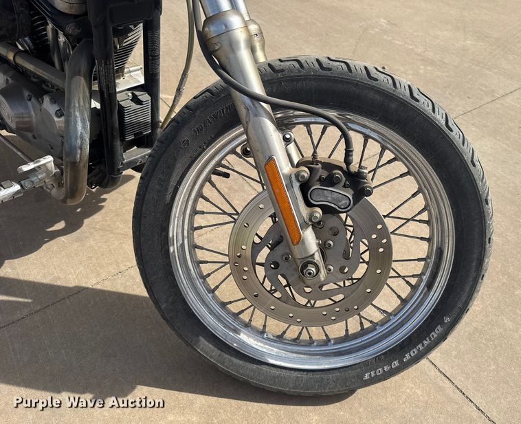 image for item ES5856 2002 Harley-Davidson Sportster L12 motorcycle