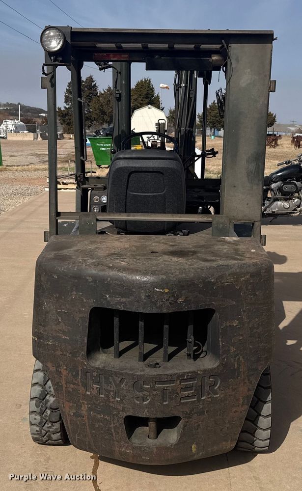 image for item ES5857 Hyster H60XL forklift