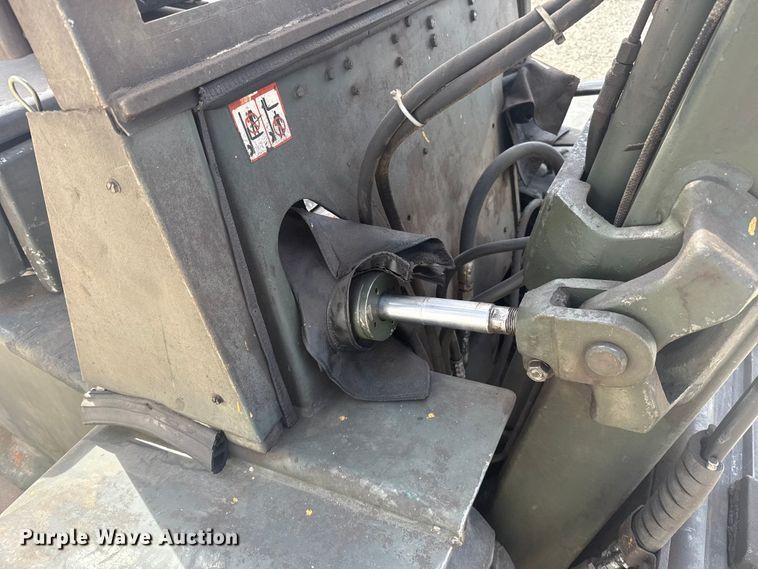 image for item ES5857 Hyster H60XL forklift