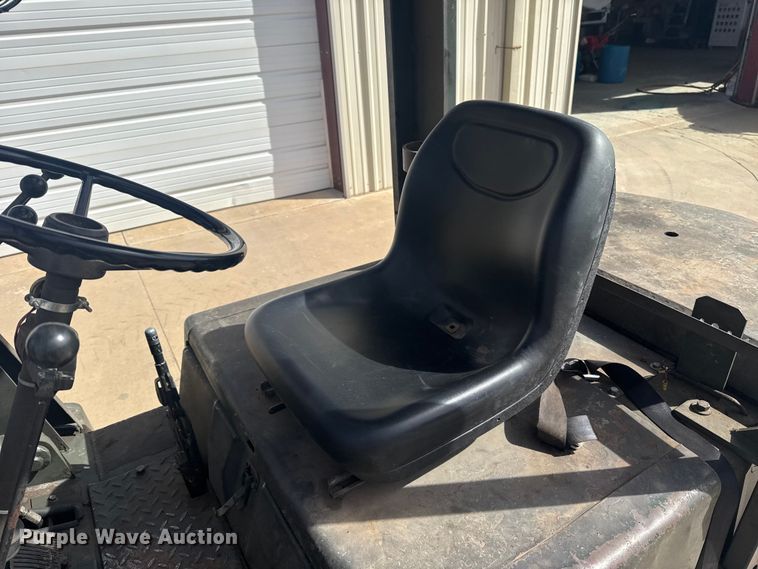 image for item ES5857 Hyster H60XL forklift