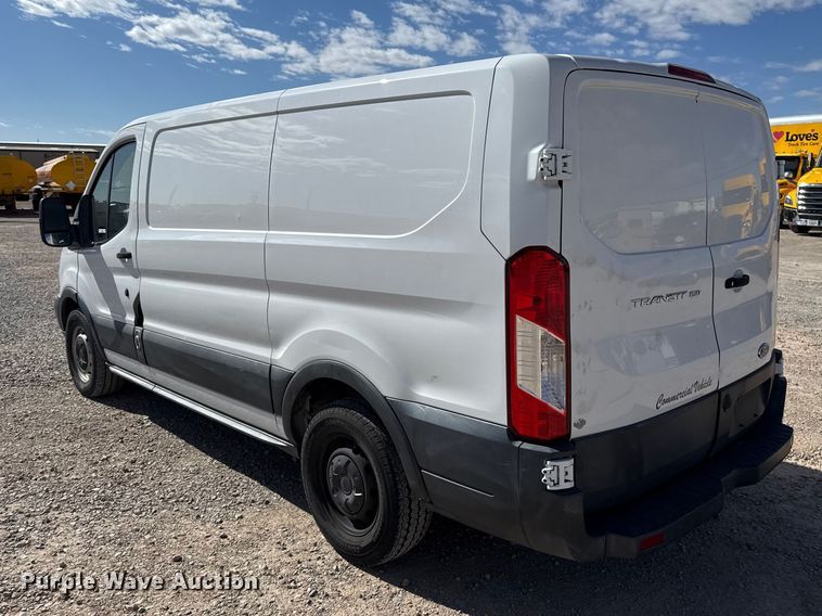image for item ES5862 2018 Ford Transit 150 van