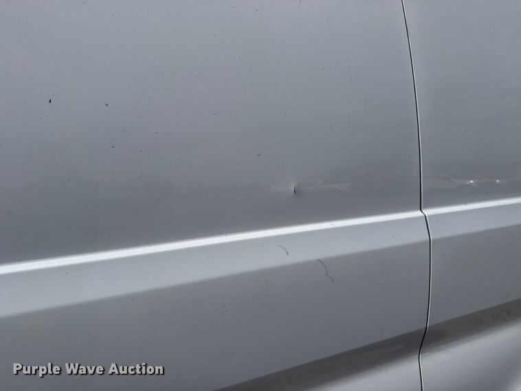 image for item ES5862 2018 Ford Transit 150 van