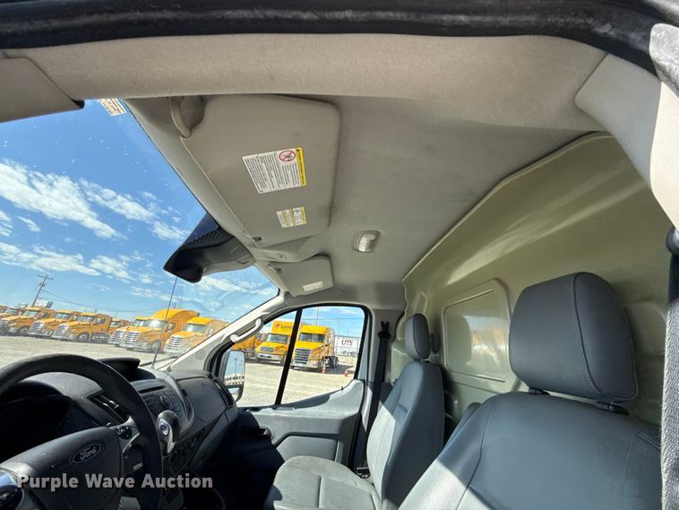 image for item ES5862 2018 Ford Transit 150 van