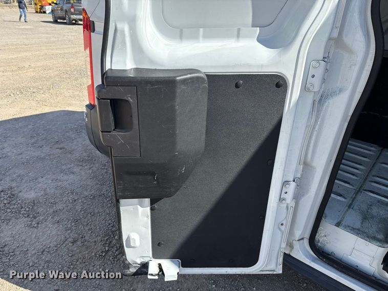 image for item ES5862 2018 Ford Transit 150 van