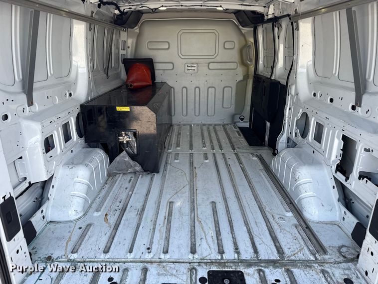 image for item ES5862 2018 Ford Transit 150 van