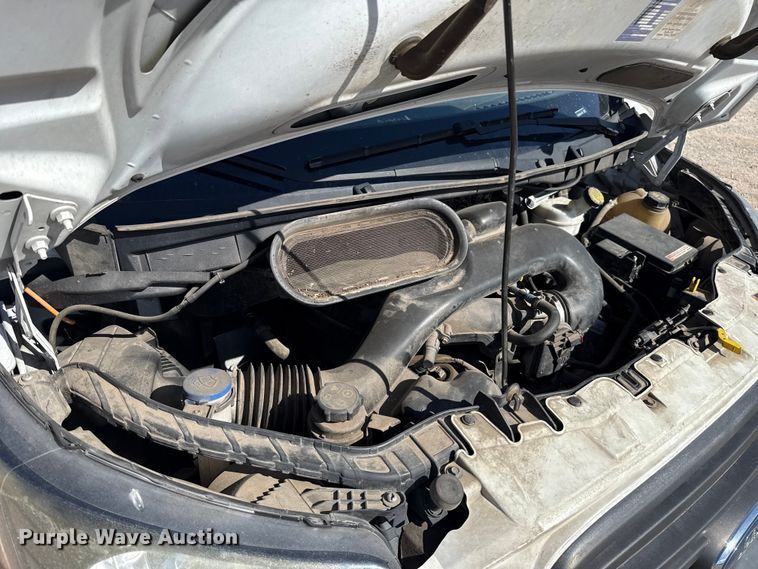 image for item ES5862 2018 Ford Transit 150 van