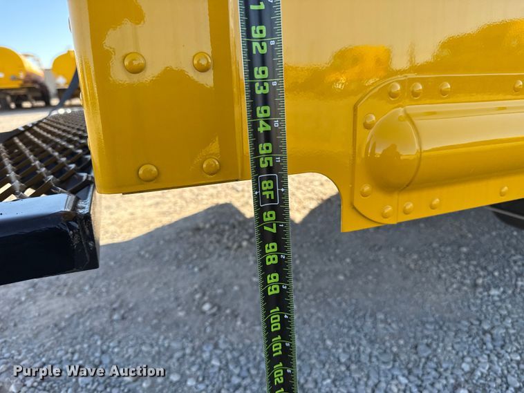 image for item ES5872 2021 Ford F59 delivery truck