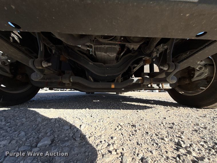 image for item ES5872 2021 Ford F59 delivery truck