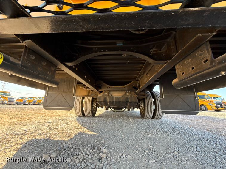 image for item ES5872 2021 Ford F59 delivery truck