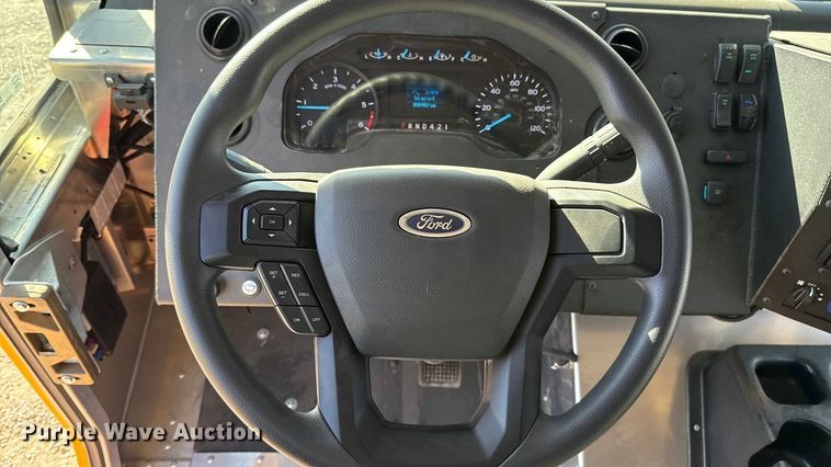 image for item ES5872 2021 Ford F59 delivery truck