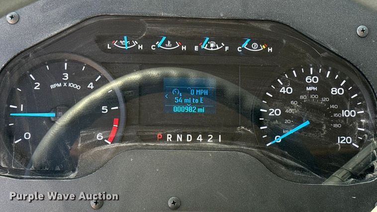 image for item ES5872 2021 Ford F59 delivery truck