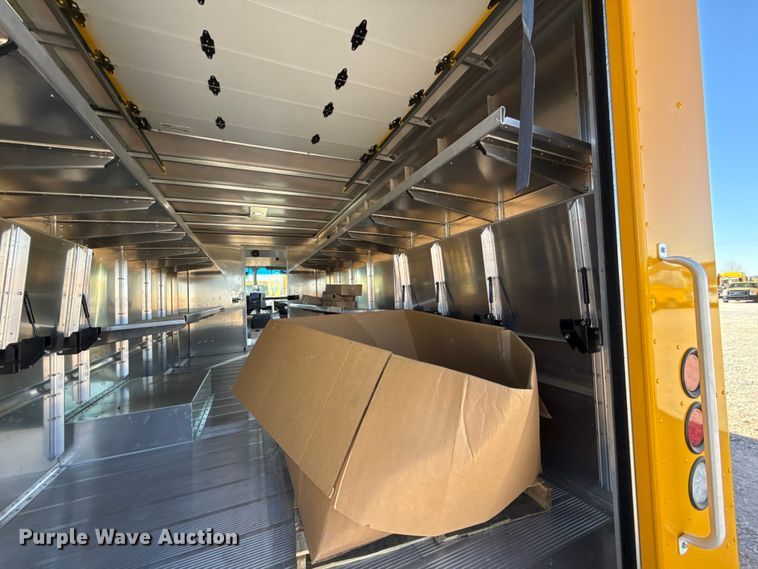 image for item ES5872 2021 Ford F59 delivery truck