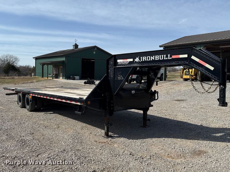 image for item ES5879 2022 Norstar Trailers LLC Iron Bull hydraulic tail equipment trailer
