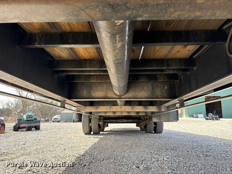 image for item ES5879 2022 Norstar Trailers LLC Iron Bull hydraulic tail equipment trailer