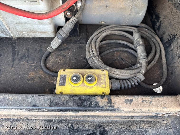 image for item ES5879 2022 Norstar Trailers LLC Iron Bull hydraulic tail equipment trailer