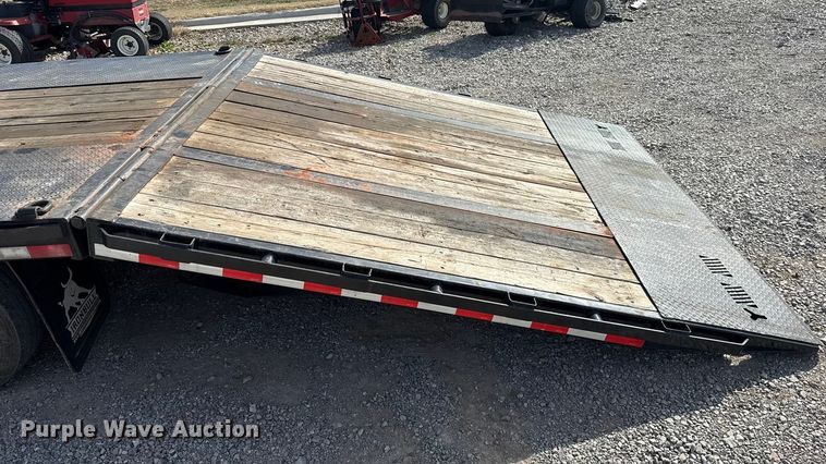 image for item ES5879 2022 Norstar Trailers LLC Iron Bull hydraulic tail equipment trailer