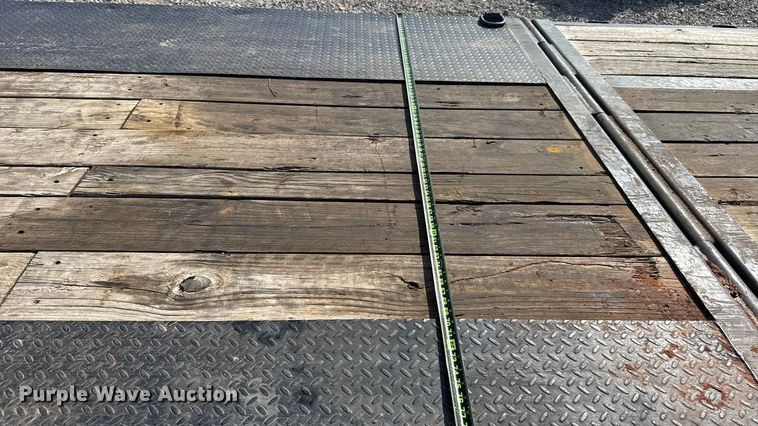 image for item ES5879 2022 Norstar Trailers LLC Iron Bull hydraulic tail equipment trailer