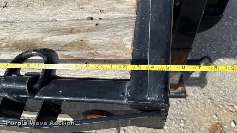 image for item ES5879 2022 Norstar Trailers LLC Iron Bull hydraulic tail equipment trailer