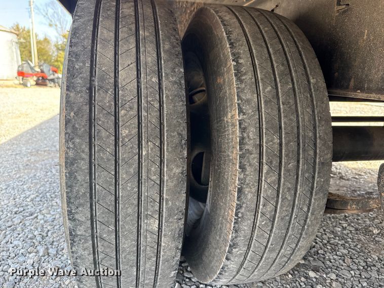 image for item ES5879 2022 Norstar Trailers LLC Iron Bull hydraulic tail equipment trailer