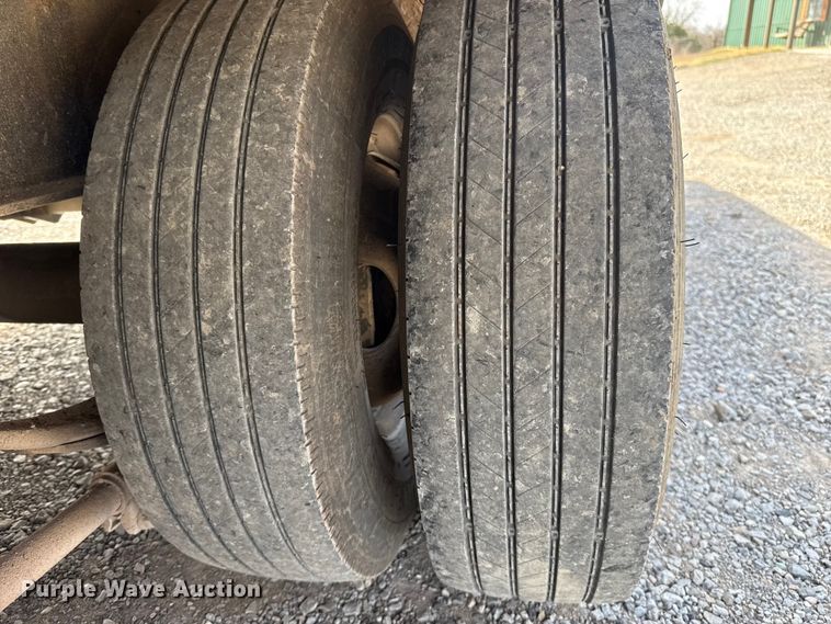 image for item ES5879 2022 Norstar Trailers LLC Iron Bull hydraulic tail equipment trailer