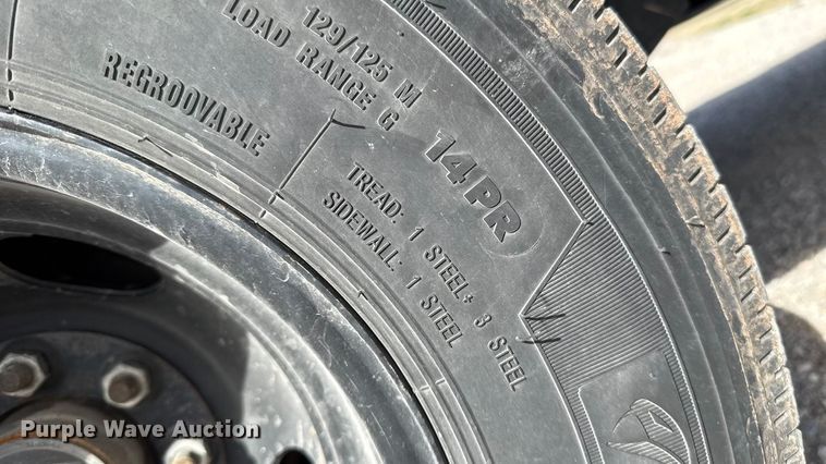 image for item ES5879 2022 Norstar Trailers LLC Iron Bull hydraulic tail equipment trailer