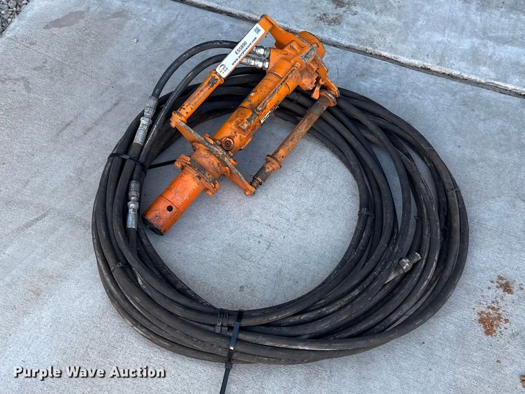 image for item ES5890 Skidril hydraulic post driver