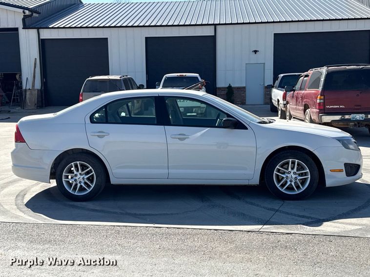 image for item ES5893 2012 Ford Fusion 