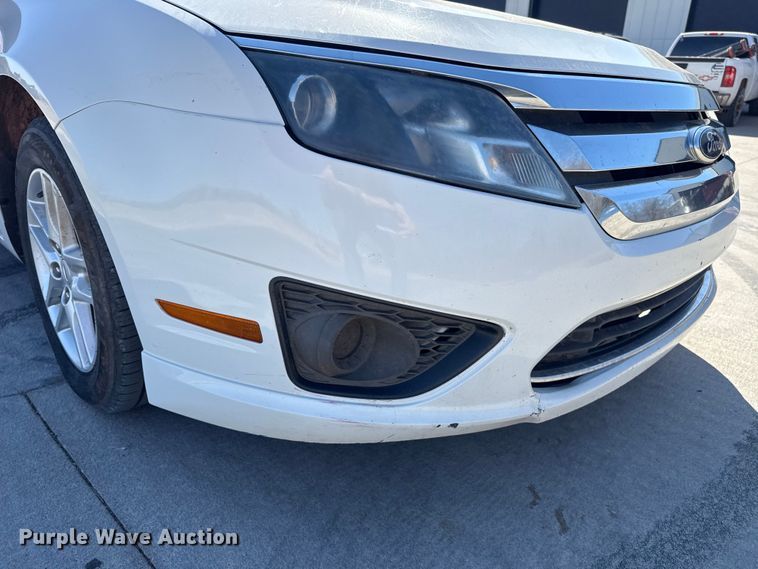 image for item ES5893 2012 Ford Fusion 