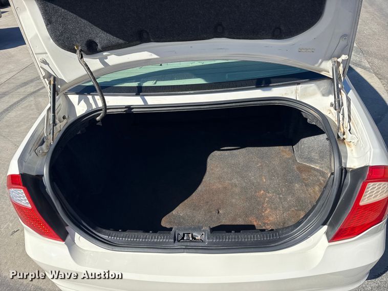 image for item ES5893 2012 Ford Fusion 