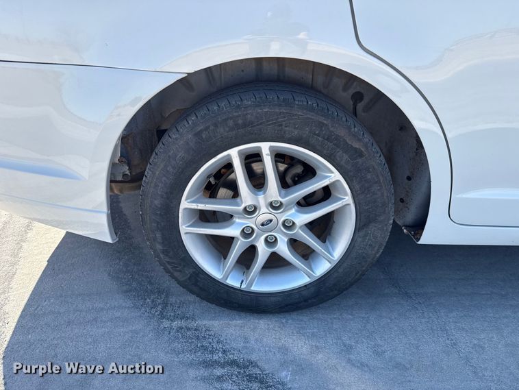 image for item ES5893 2012 Ford Fusion 