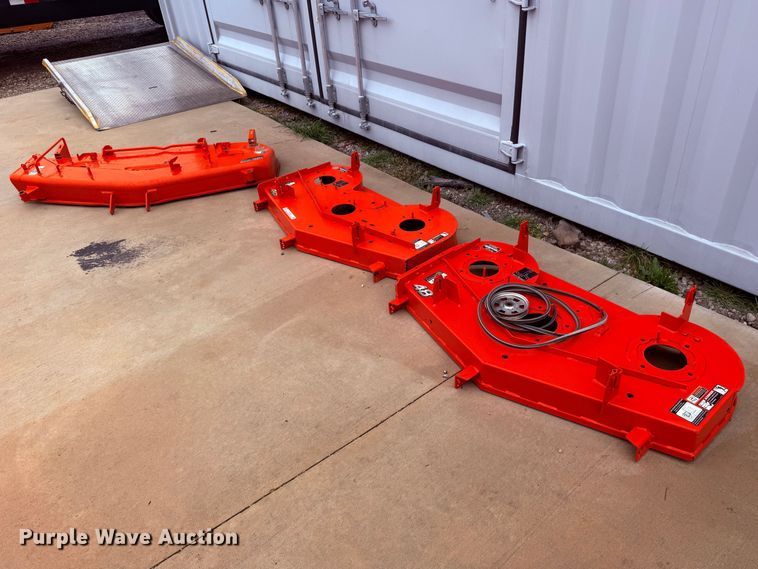 image for item ES5929 (3) Kubota mower decks