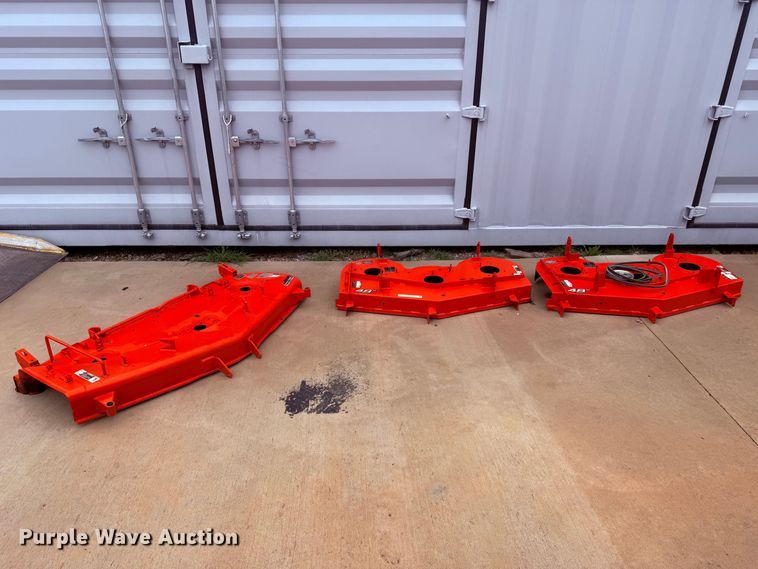 image for item ES5929 (3) Kubota mower decks