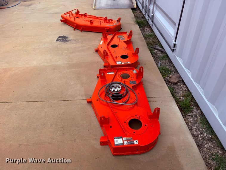 image for item ES5929 (3) Kubota mower decks