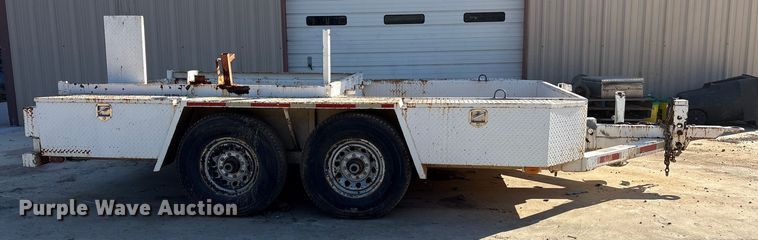 image for item ES8534 2003 TRUC Filter trailer utility trailer