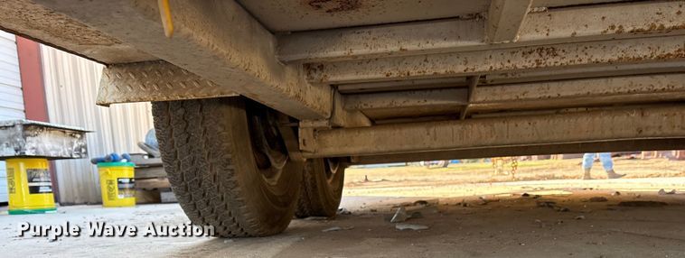 image for item ES8534 2003 TRUC Filter trailer utility trailer