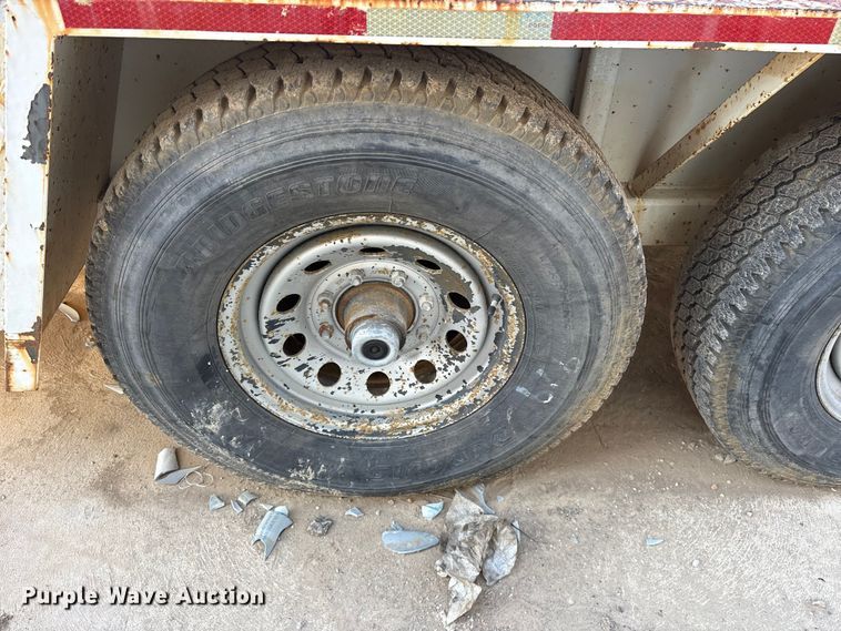 image for item ES8534 2003 TRUC Filter trailer utility trailer