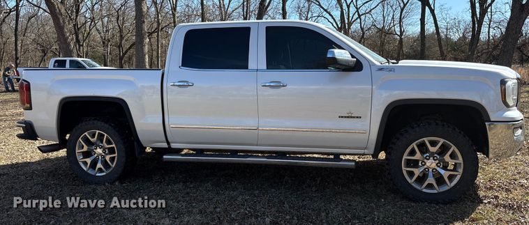 image for item ES8581 2018 GMC Sierra 1500 Crew Cab pickup truck