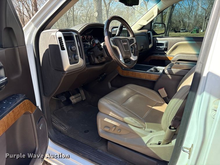 image for item ES8581 2018 GMC Sierra 1500 Crew Cab pickup truck